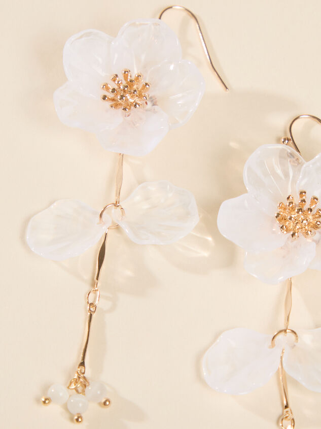 Emily Floral Earrings Detail 2 - TULLABEE