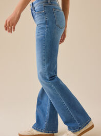 Stratton Boot Cut Jeans Detail 4 - TULLABEE