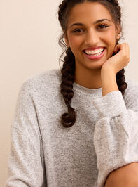 Soft Horizon Balloon Sleeve Tee Detail 3 - TULLABEE