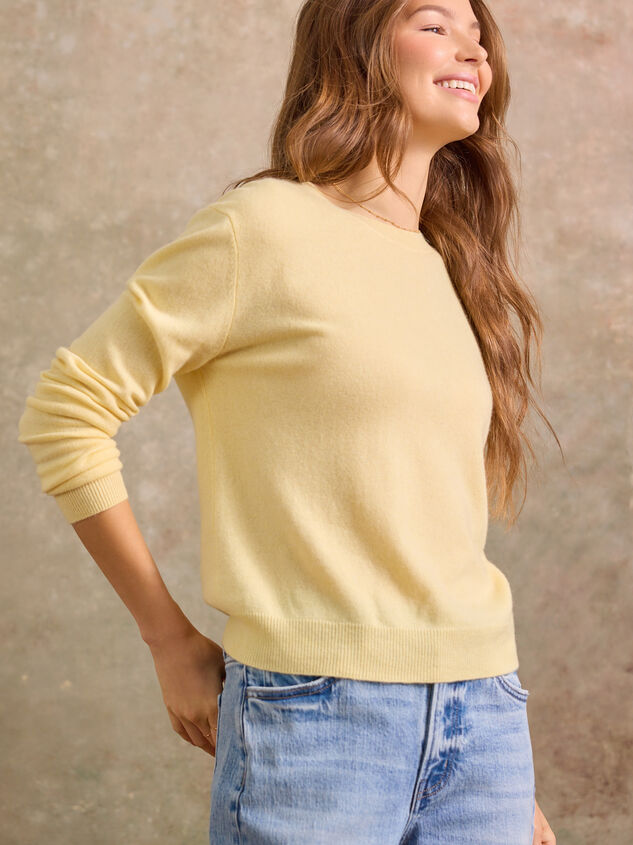 Marigold Cashmere Crew Neck Sweater Detail 2 - TULLABEE