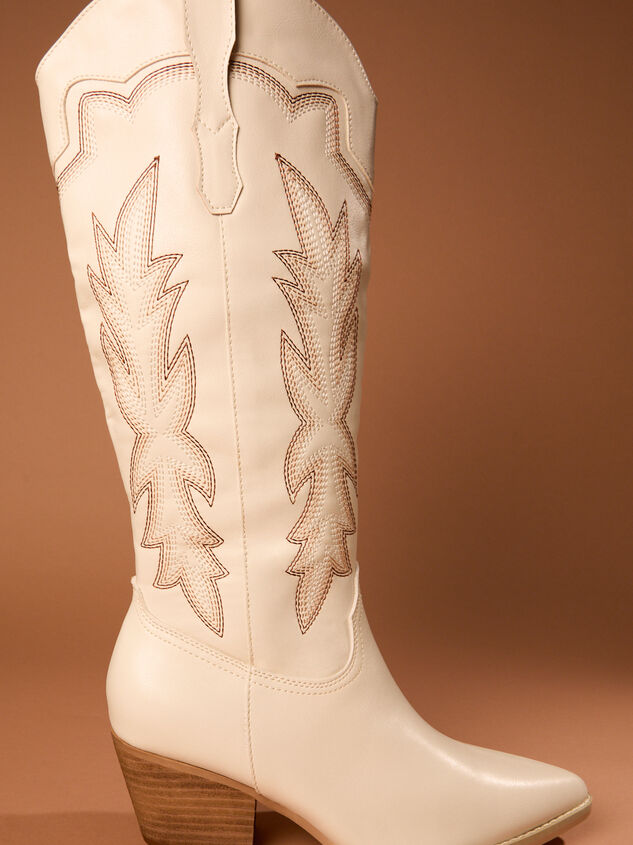 Melia Western Boots Detail 2 - TULLABEE