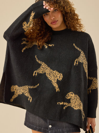 Raven Leopard Sweater - TULLABEE