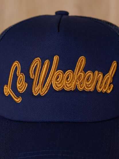 Le Weekend Trucker Hat - TULLABEE