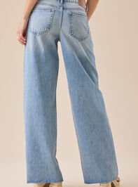 Marcy High Rise Slit Jeans Detail 5 - TULLABEE