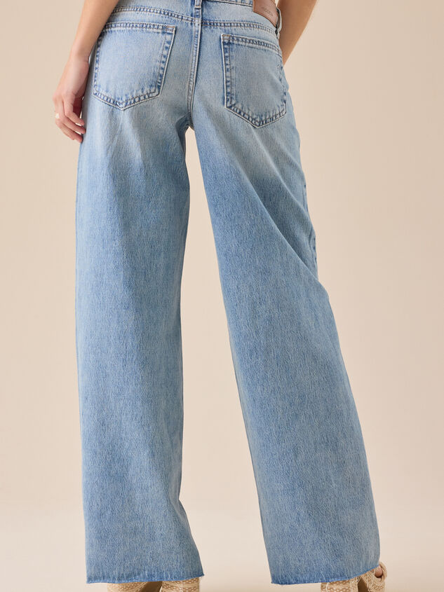 Marcy High Rise Slit Jeans Detail 5 - TULLABEE