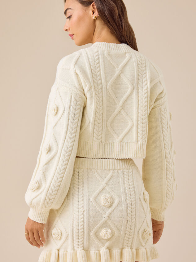 Kerryn 3D Daisy Sweater Detail 5 - TULLABEE