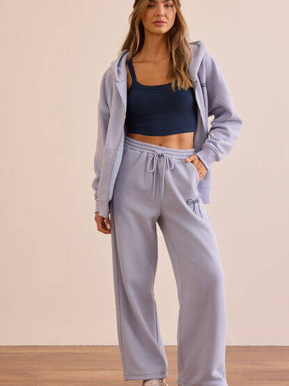 Snuggle Bow Sweatpants - TULLABEE
