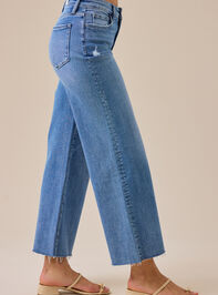 Leverette Cropped Jeans Detail 4 - TULLABEE