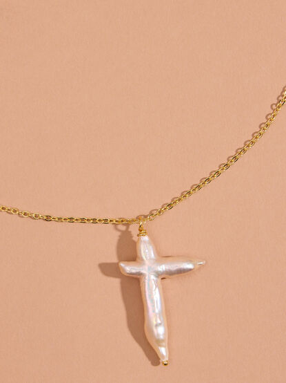 Pearl Promise Cross Necklace - TULLABEE
