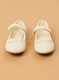 Gianna Bow Strap Flats Detail 2 - TULLABEE