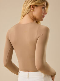 Everyday Seamless High Neck Top Detail 4 - TULLABEE