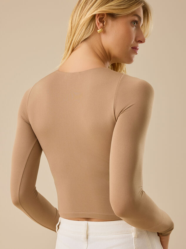 Everyday Seamless High Neck Top Detail 4 - TULLABEE