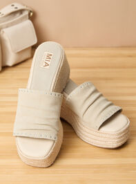 Pamela Platform Sandal - TULLABEE