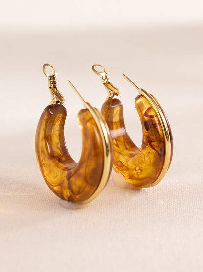 Elara Lined Hoop Earrings - TULLABEE