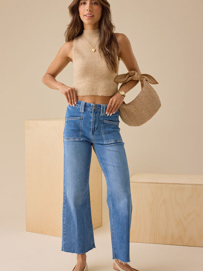 Carson Mock Neck Vest - TULLABEE