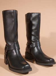 Autumn Buckle Boots Detail 2 - TULLABEE