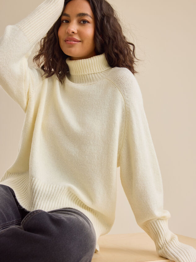 Casey Oversized Sweater - TULLABEE