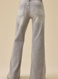 Taylor Wide Leg Jean Detail 5 - TULLABEE