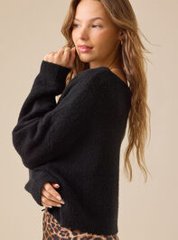 Ainsley Boat Neck Sweater Detail 4 - TULLABEE