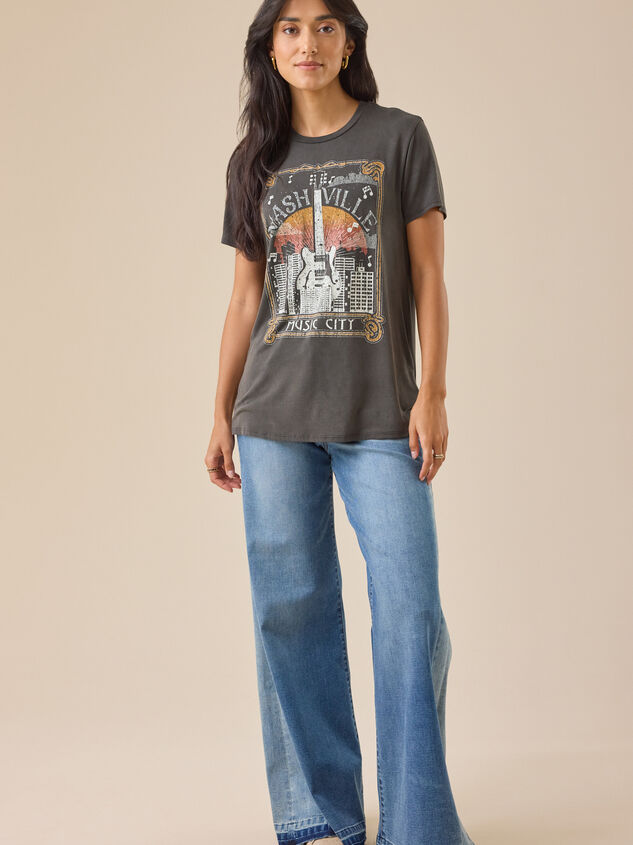 Nashville Boyfriend Tee Detail 2 - TULLABEE