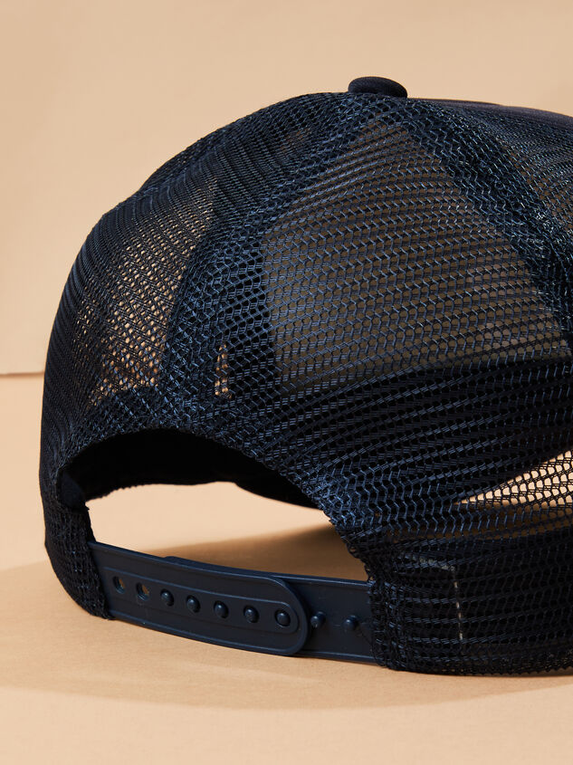 Dad Golf Club Trucker Hat Detail 3 - TULLABEE