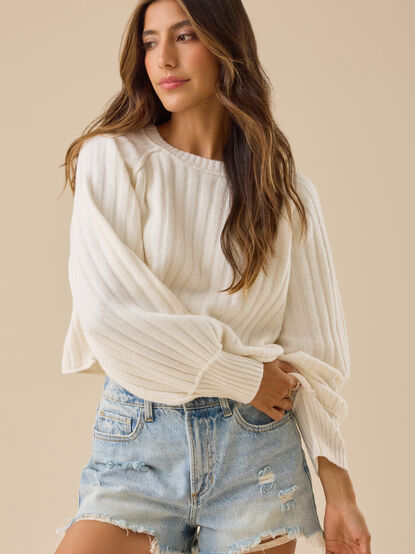 Claire Ribbed Crop Sweater - TULLABEE