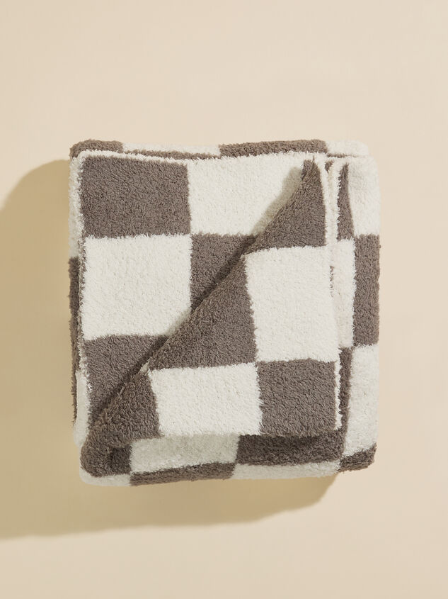 Checkered Plush Blanket Detail 1 - TULLABEE