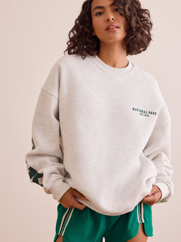 Yellowstone National Park Fleece Pullover Detail 3 - TULLABEE