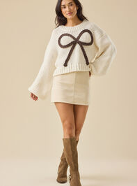 Jayda Rope Bow Pullover Detail 2 - TULLABEE