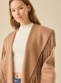 Juliette Wool Coat Detail 3 - TULLABEE