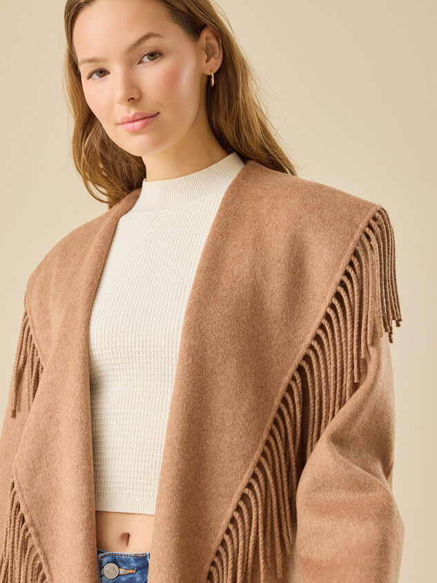 Juliette Wool Coat Detail 3 - TULLABEE