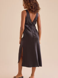 Andie Satin Midi Dress Detail 4 - TULLABEE