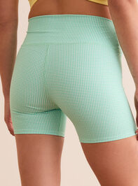 Chasing Victory Gingham Crossover Bike Shorts Detail 4 - TULLABEE