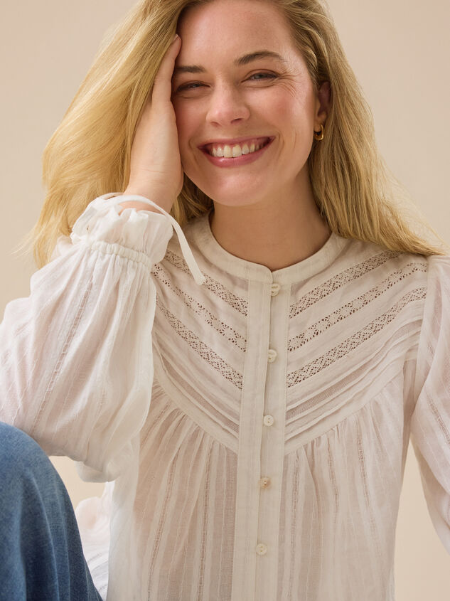 Paizley Lace Blouse Detail 3 - TULLABEE