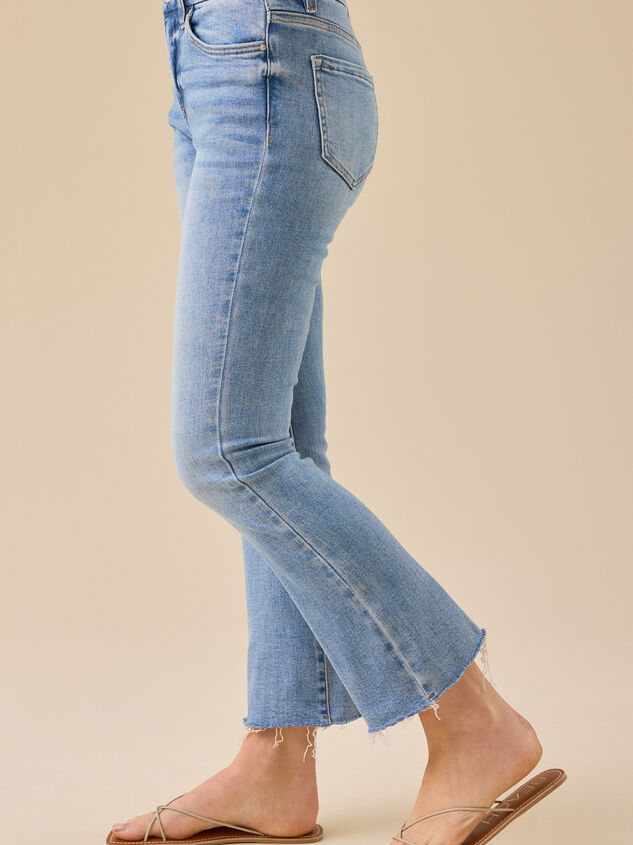 River Flare Jeans Detail 4 - TULLABEE