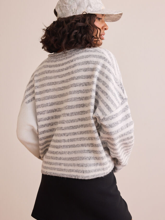 Power To The Stripe Cardigan Detail 4 - TULLABEE