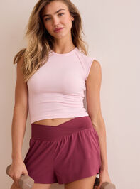 In Motion Crossover Shorts - TULLABEE