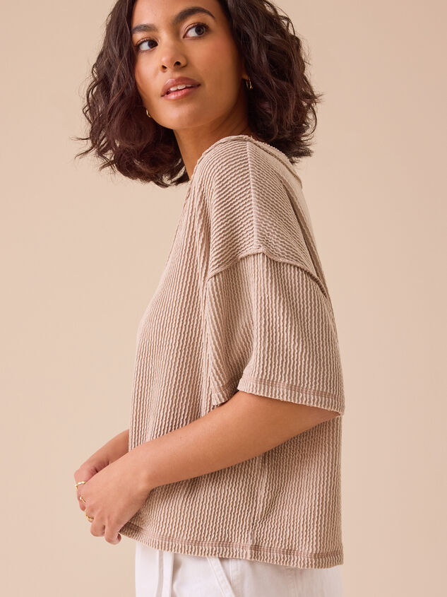 Ada Ribbed Boxy Tee Detail 4 - TULLABEE