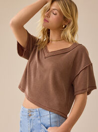Ada Ribbed Boxy Tee Detail 4 - TULLABEE