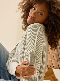 Ophelia Cropped Matte Chenille Sweater Detail 4 - TULLABEE