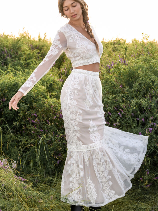 Arissa Embroidered Maxi Skirt Detail 7 - TULLABEE