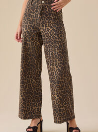 Fawn Cheetah Baggy Pants Detail 2 - TULLABEE