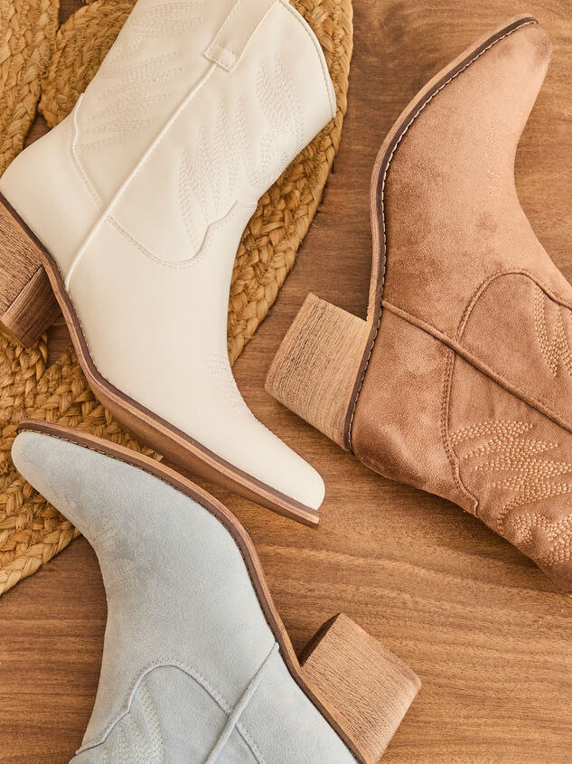Remy Mini Western Booties Detail 5 - TULLABEE