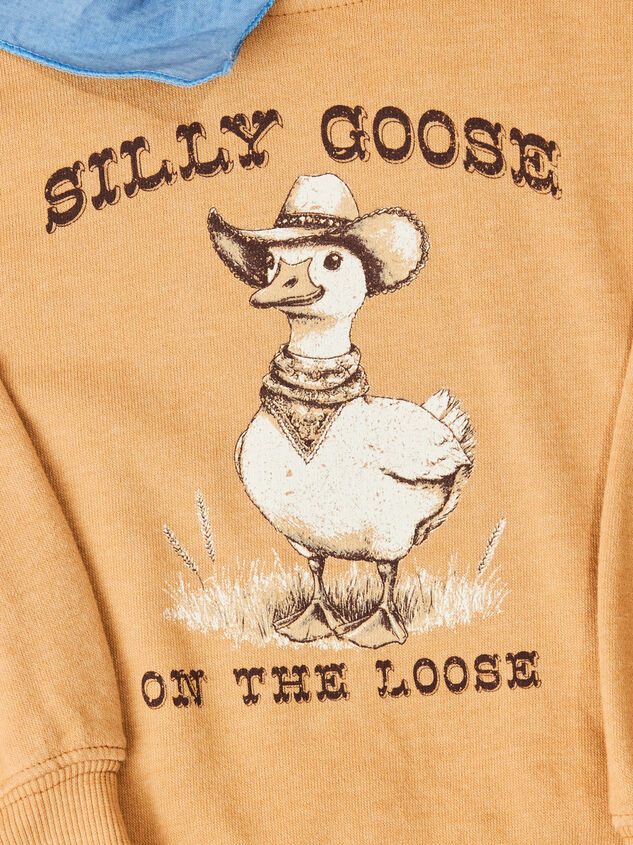 Silly Goose on the Loose Graphic Sweatshirt Detail 2 - TULLABEE