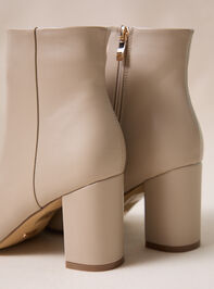 Wilna Mini Boot Detail 4 - TULLABEE