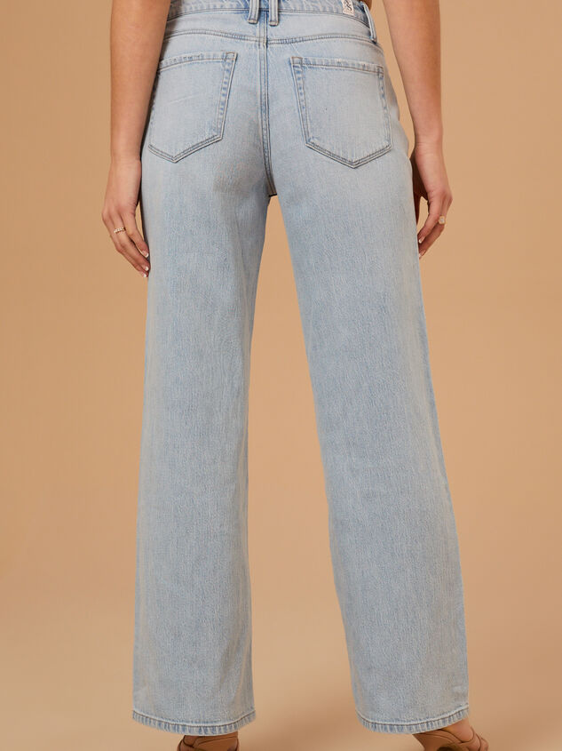 Melanie Straight Leg Jeans Detail 5 - TULLABEE