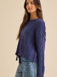 Americana Cable Knit Sweater Detail 3 - TULLABEE