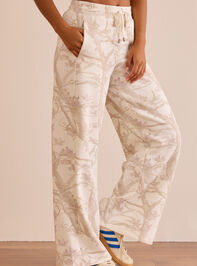 Supersoft Camo Wide Leg Sweatpants Detail 4 - TULLABEE