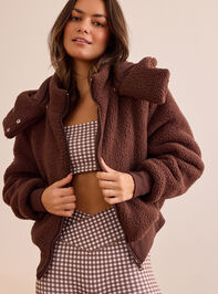 Peak Sherpa Zip Up Detail 2 - TULLABEE