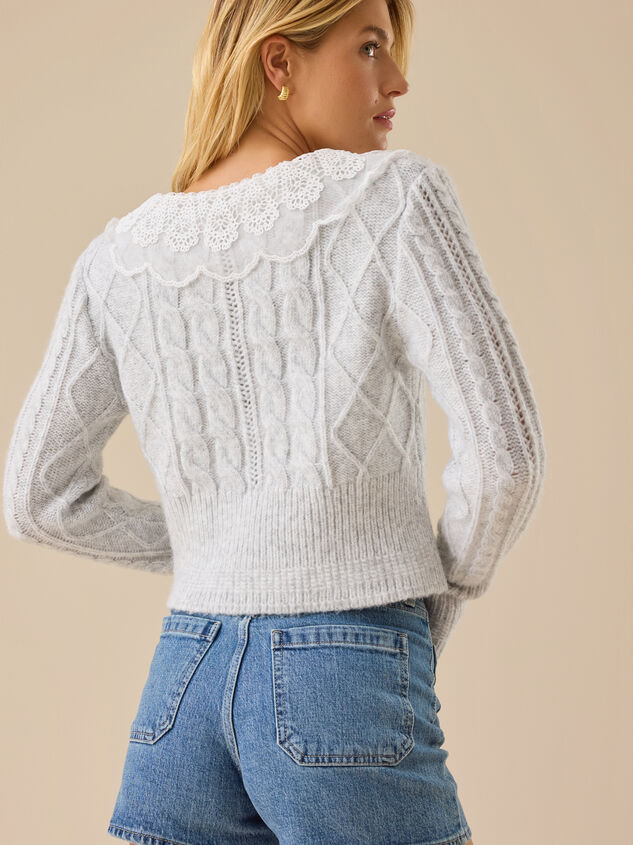 Amiee Lace Collar Cardigan Detail 4 - TULLABEE